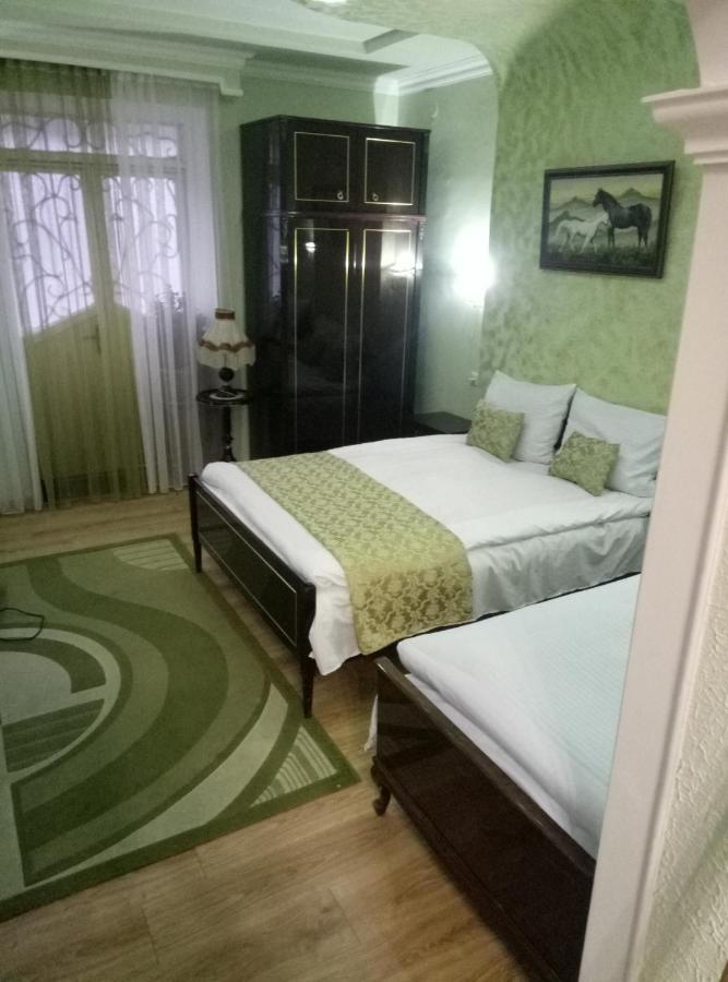 Посуточный Гостевой Дом Gjumri Exterior foto